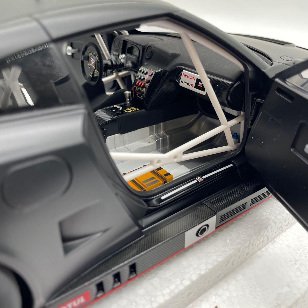 【箱付き美品】AUTOart NISSAN GT-R NISMO GT3