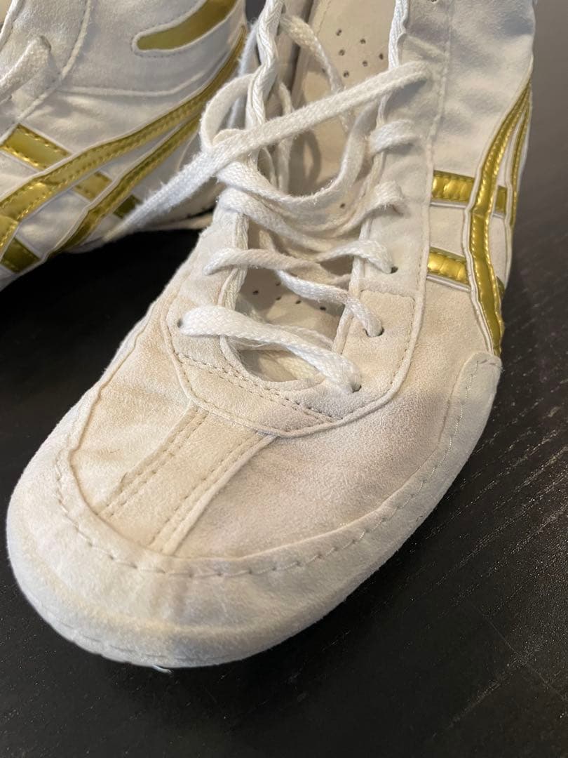 ASICS リングシューズ ホワイト/ゴールド