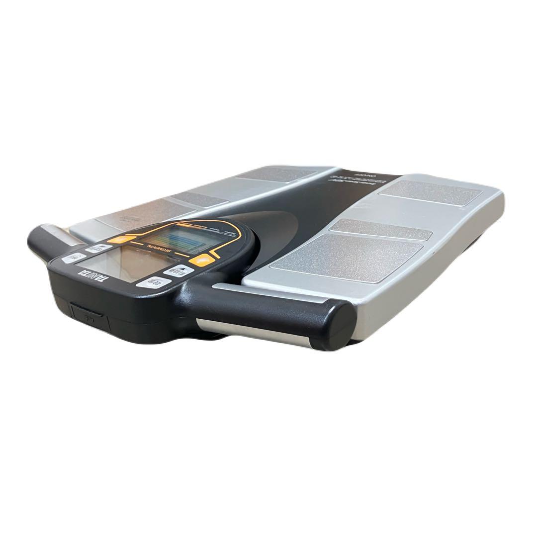 箱付き　TANITA 体重計　InnerScan 50V BC-622