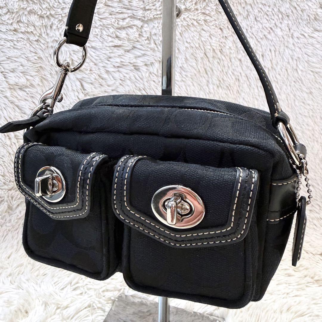 美品✨ COACH コーチ シグネチャー ターンロック アクセサリーポーチ