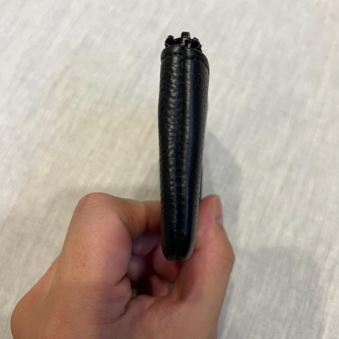 Louis Vuitton ブラックキーケース M81031