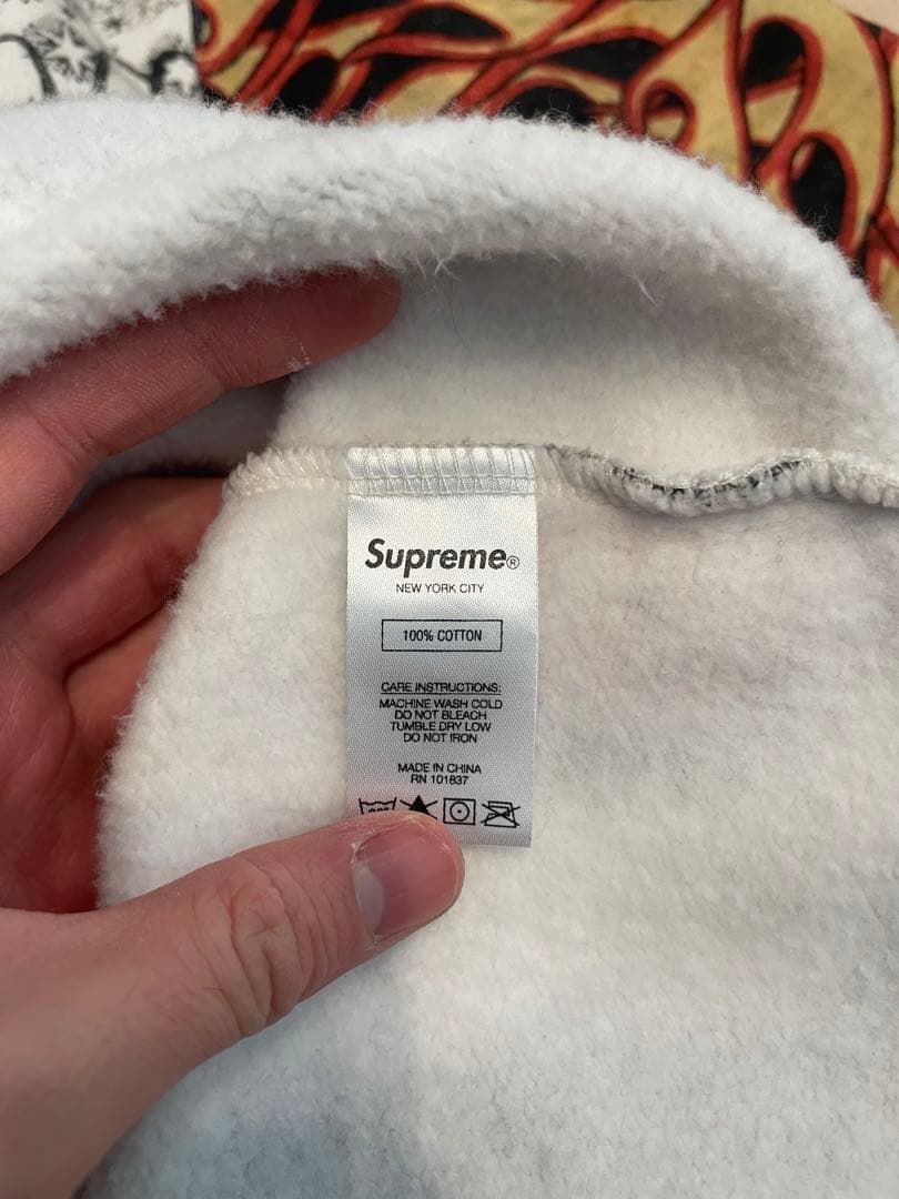 Supreme シュプリーム LSD Spells Hooded パーカー