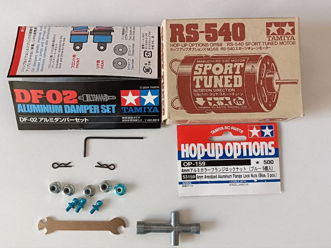 サンドバイパー タミヤ1/10RC DT-02シャーシ　フタバ2chプロポ付き