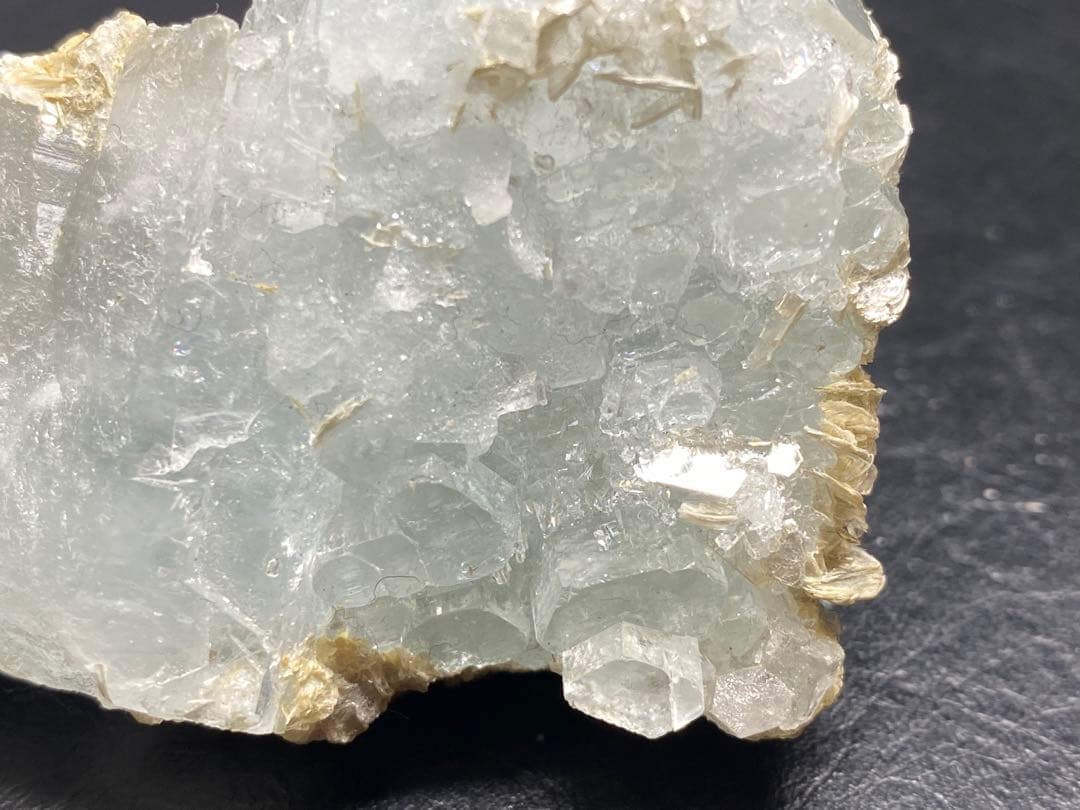 アクアマリン　77g