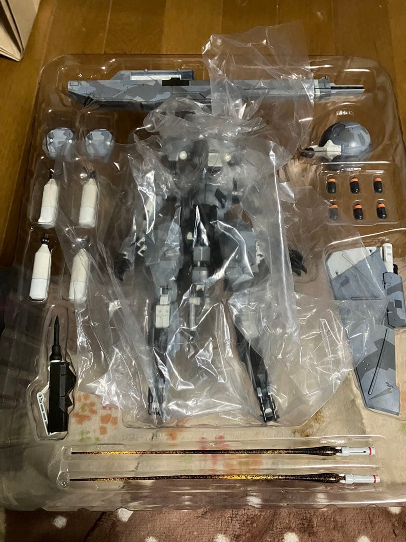 千値練　riobot ライオボット　メタルギアソリッド　サヘラントロプス