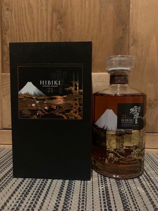 ＊激レア　響21年　意匠ボトル【花鳥風月＊