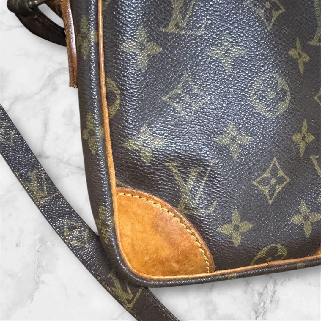 Louis Vuitton ショルダーバッグ ダヌーブ ルイ・ヴィトン