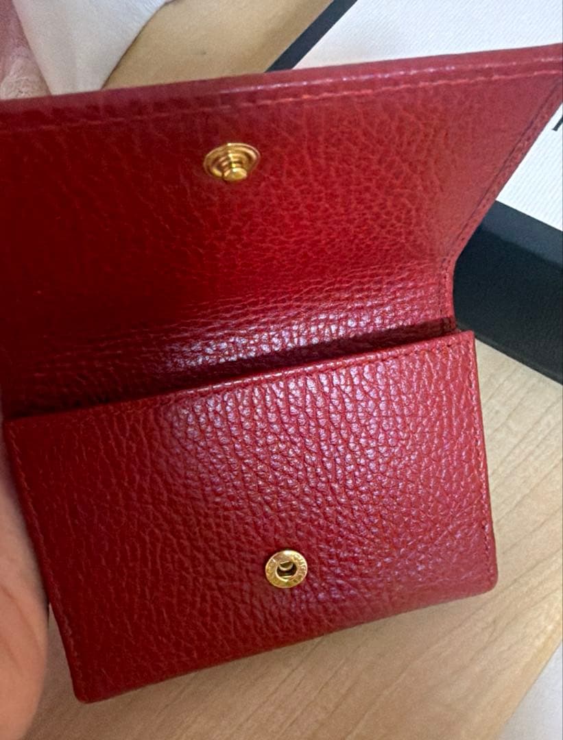 GUCCI 三つ折財布 箱付き