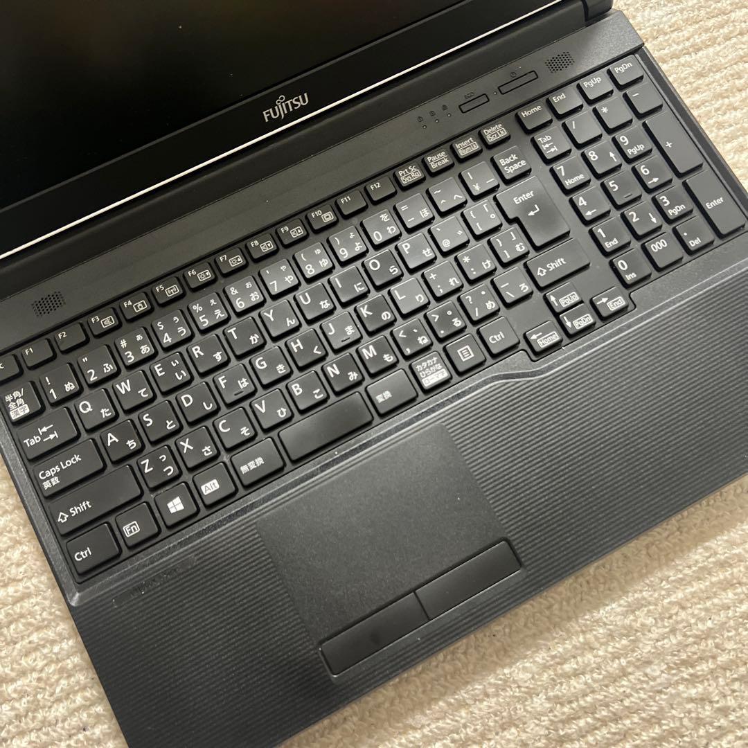 富士通 LIFEBOOK A5510/EW 型名：FMVA84015D