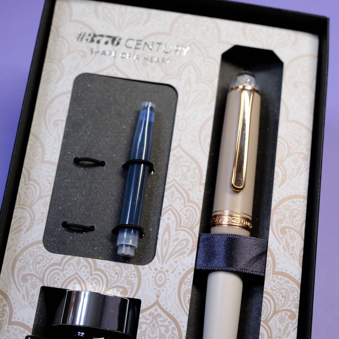 プラチナ #3776 センチュリー シェイプオブハート チャイラテ　F