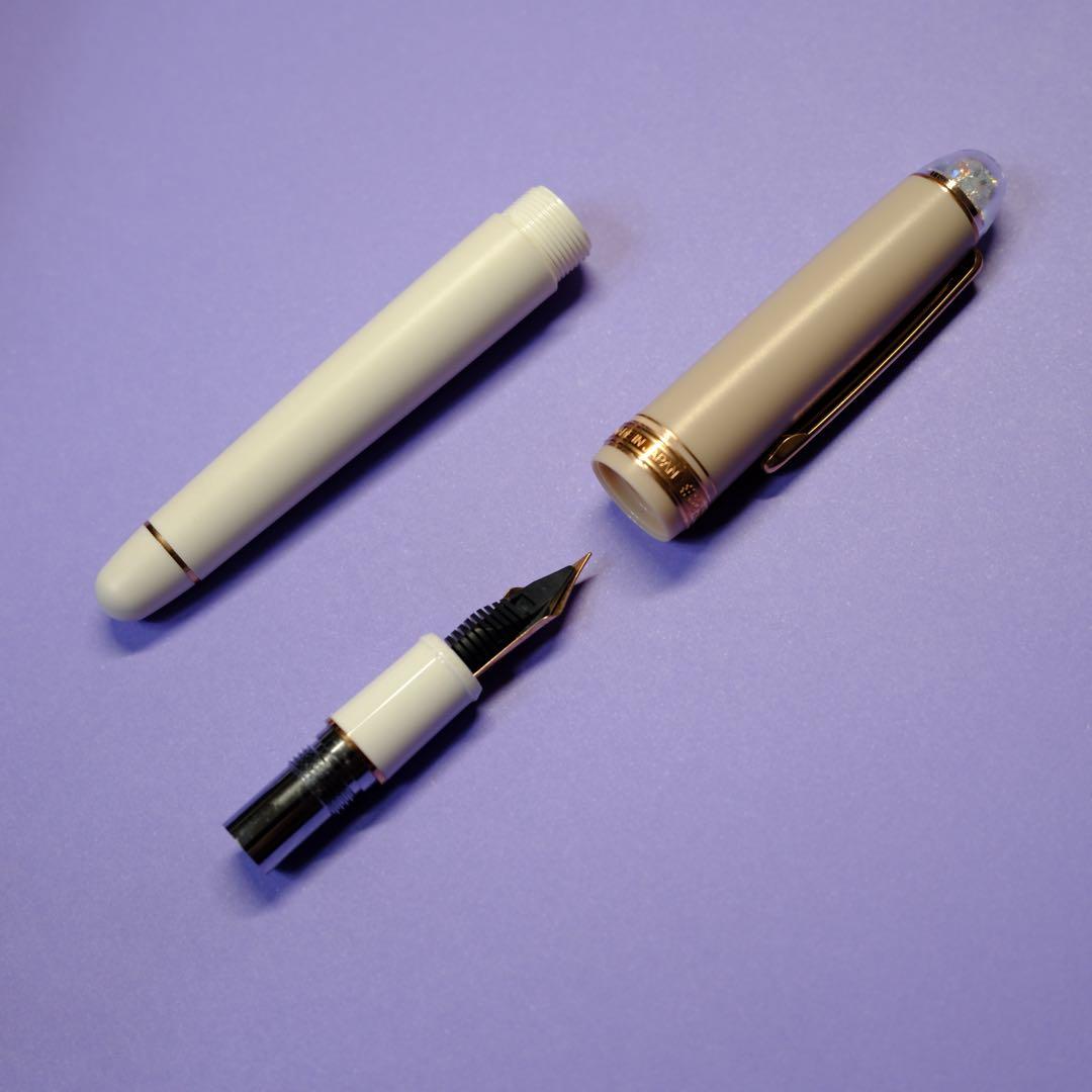 プラチナ #3776 センチュリー シェイプオブハート チャイラテ　F