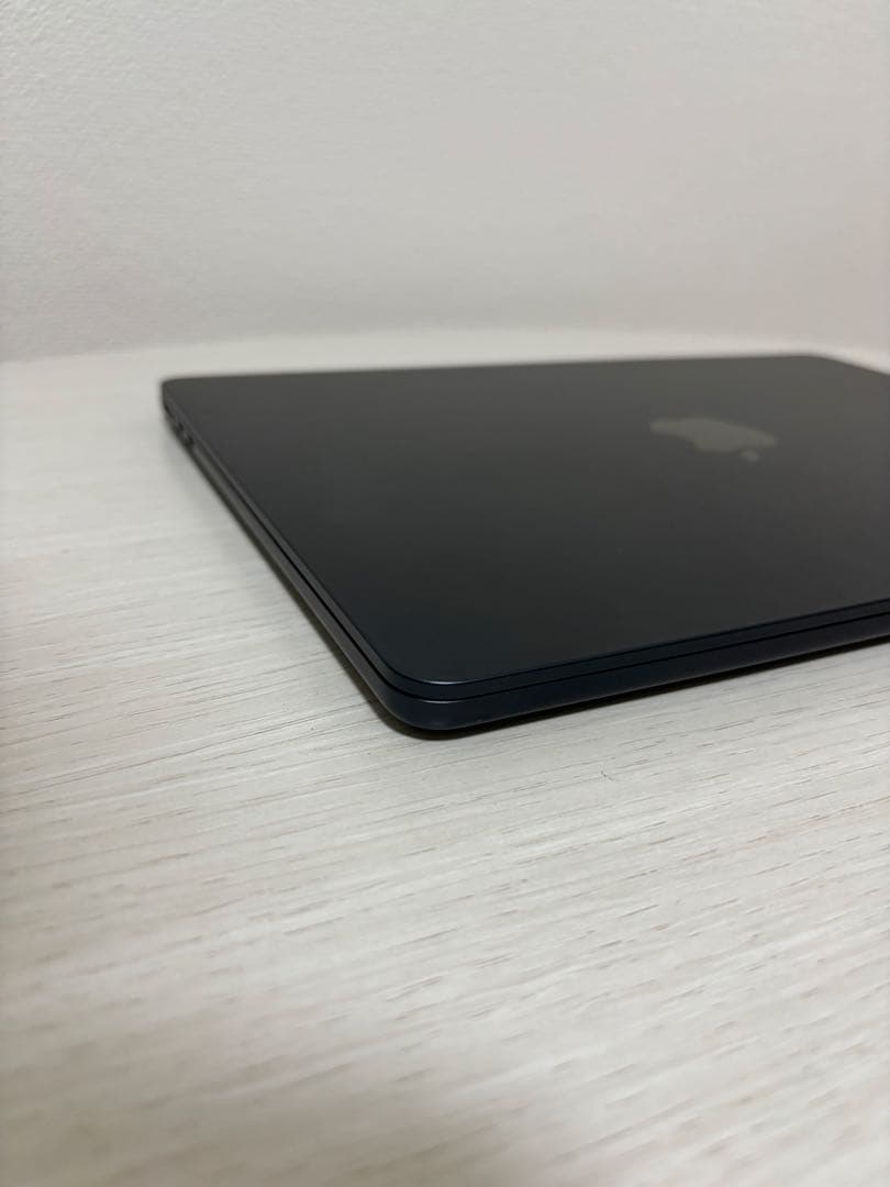 【美品】MacBook Air M2 8GB 512GB ミッドナイト　2022