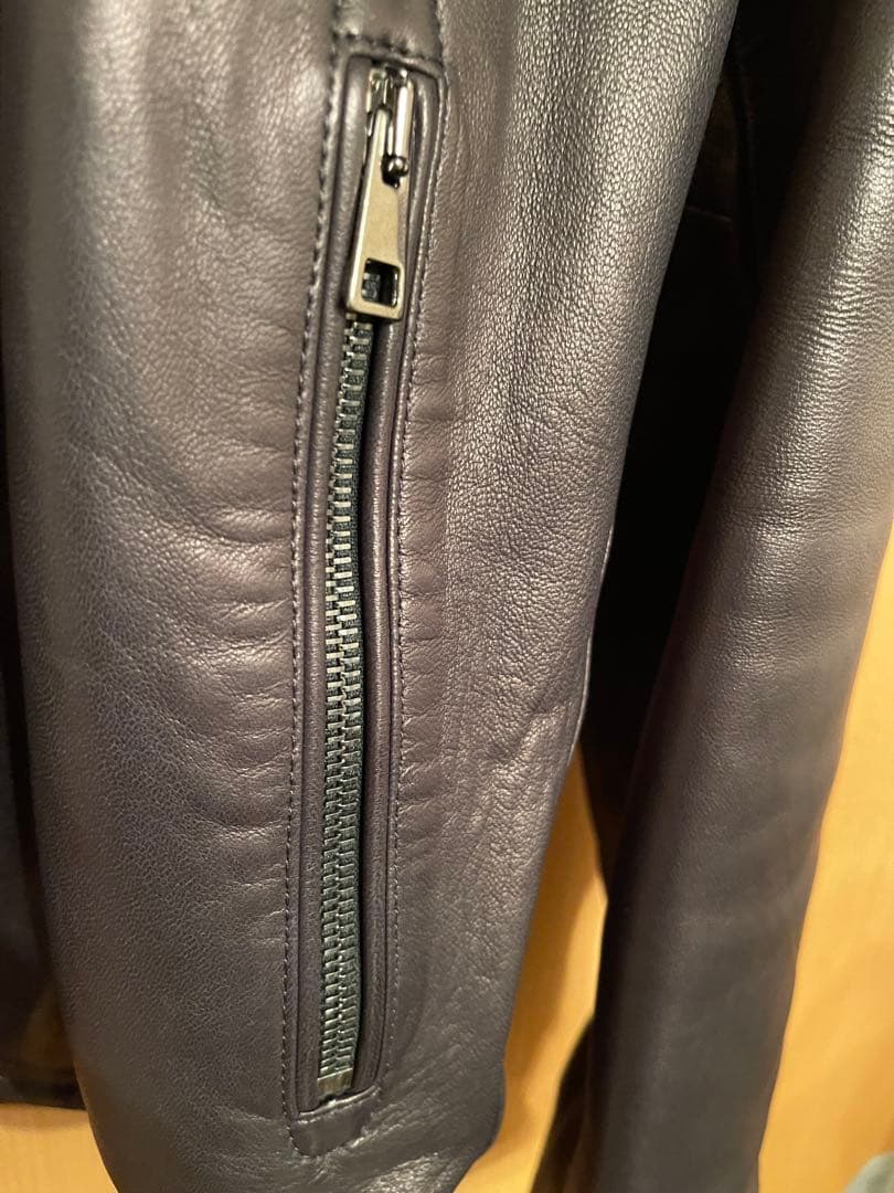 MOLEC/モレック 襟付きシングルライダースジャケット/プロンジェラムレザー