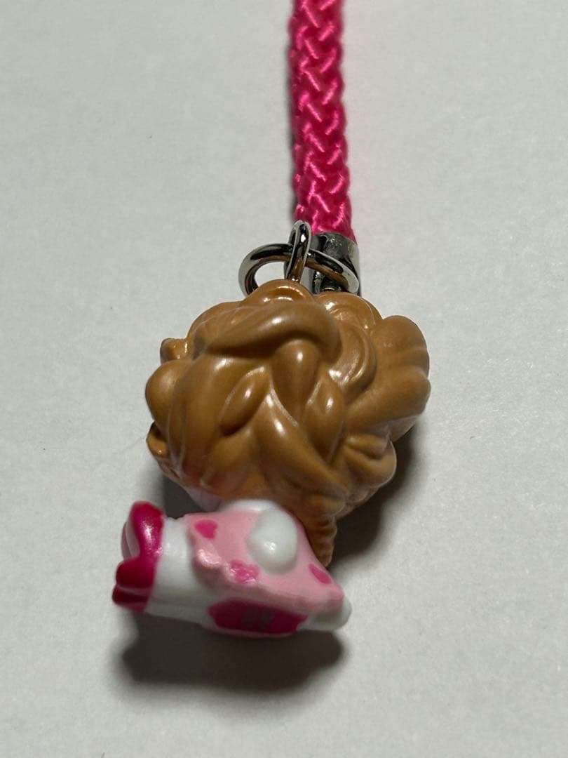 り*ご様 激レア　キャバ嬢キティ　モモエリ