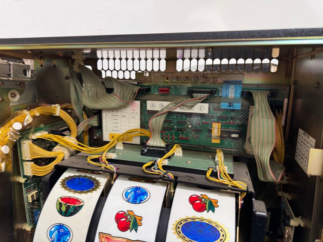 パチスロ 実機 4号機 初代 秘宝伝 本体 不要機 設定キー ドアキー