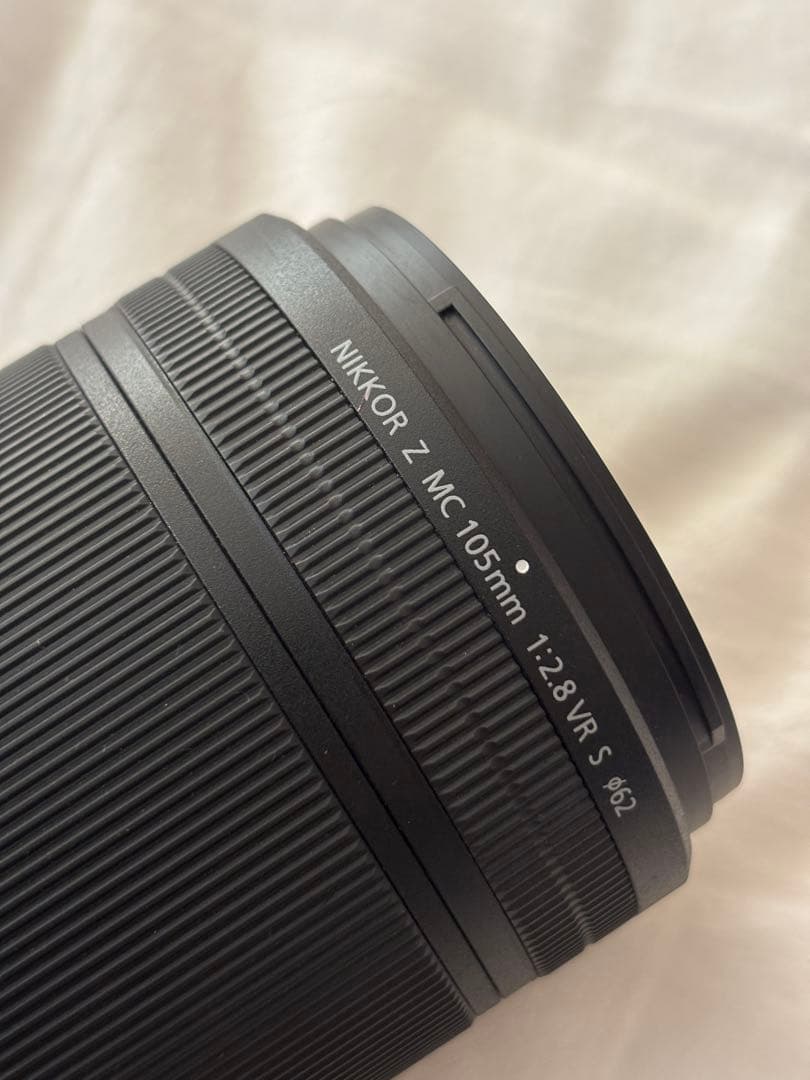 美品 ニコン NIKKOR Z 105mm f/2.8 VR S 箱付