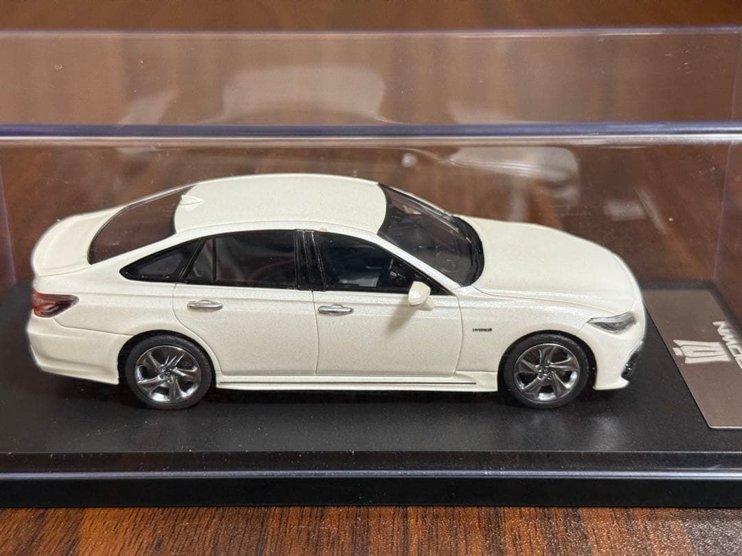 トヨタ クラウン 220系1/43ミニカー　MARK43