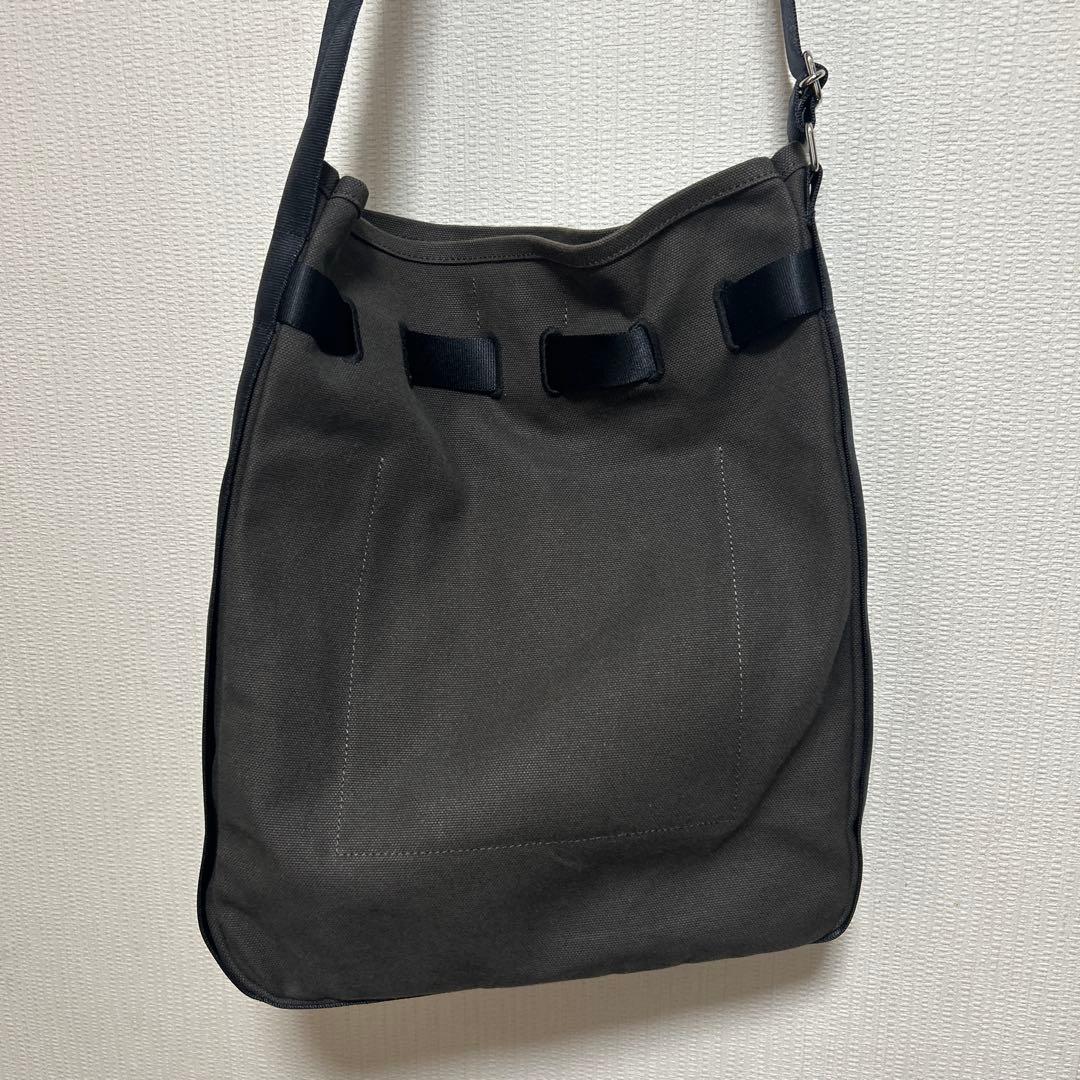 IANNEショルダーバック