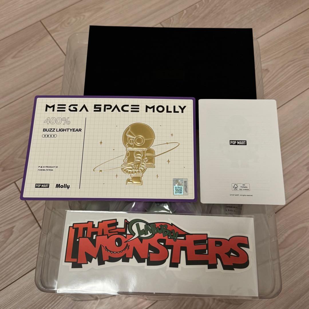 新品　MEGA SPACE MOLLY 400% Buzz Lightyear