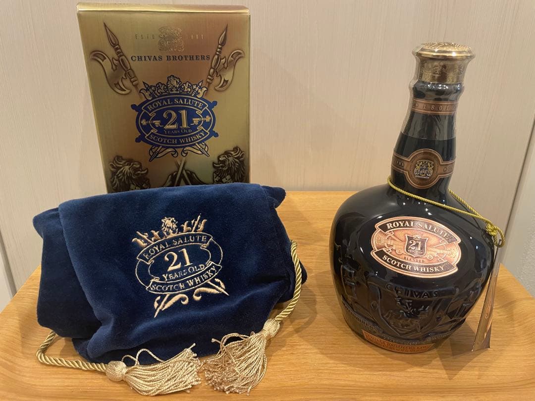 シーバス　 Salute　21年熟成　700ml　古酒・旧青ボトル