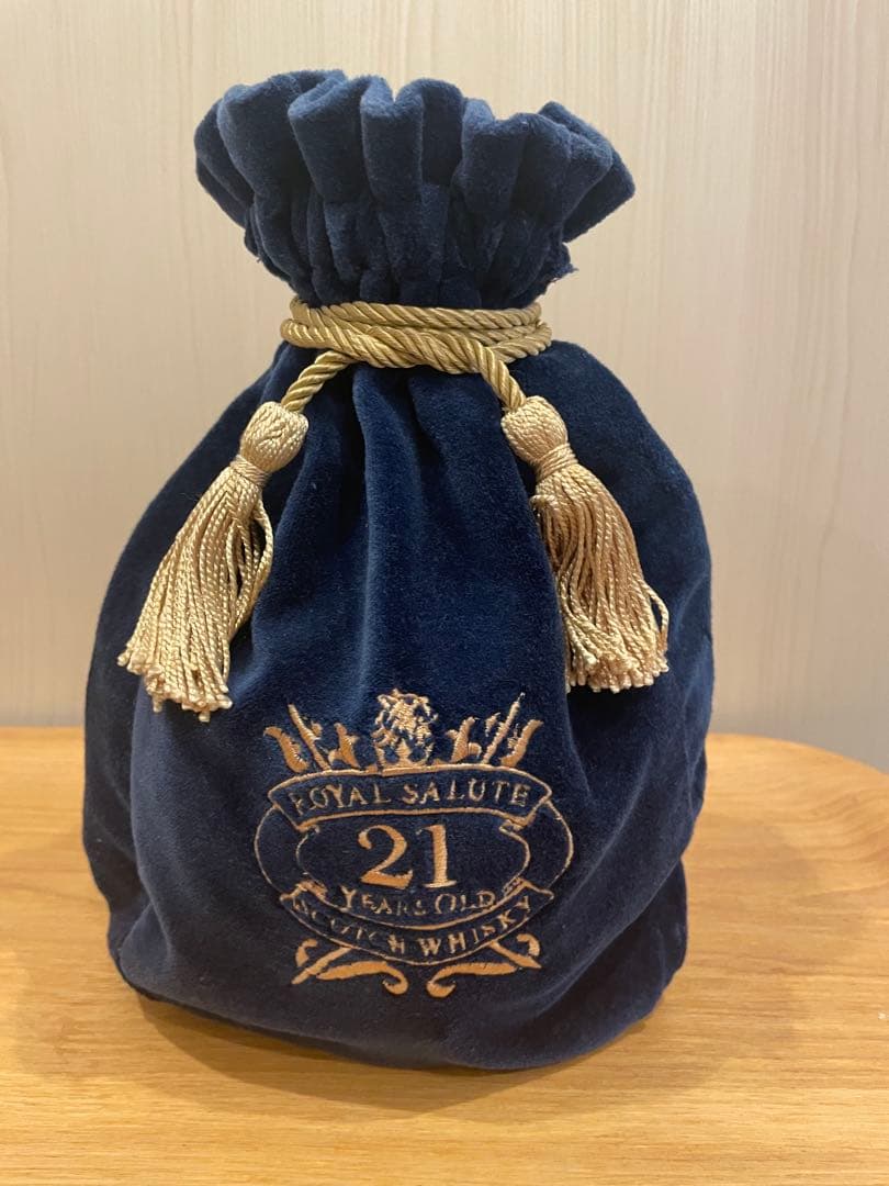 シーバス　 Salute　21年熟成　700ml　古酒・旧青ボトル