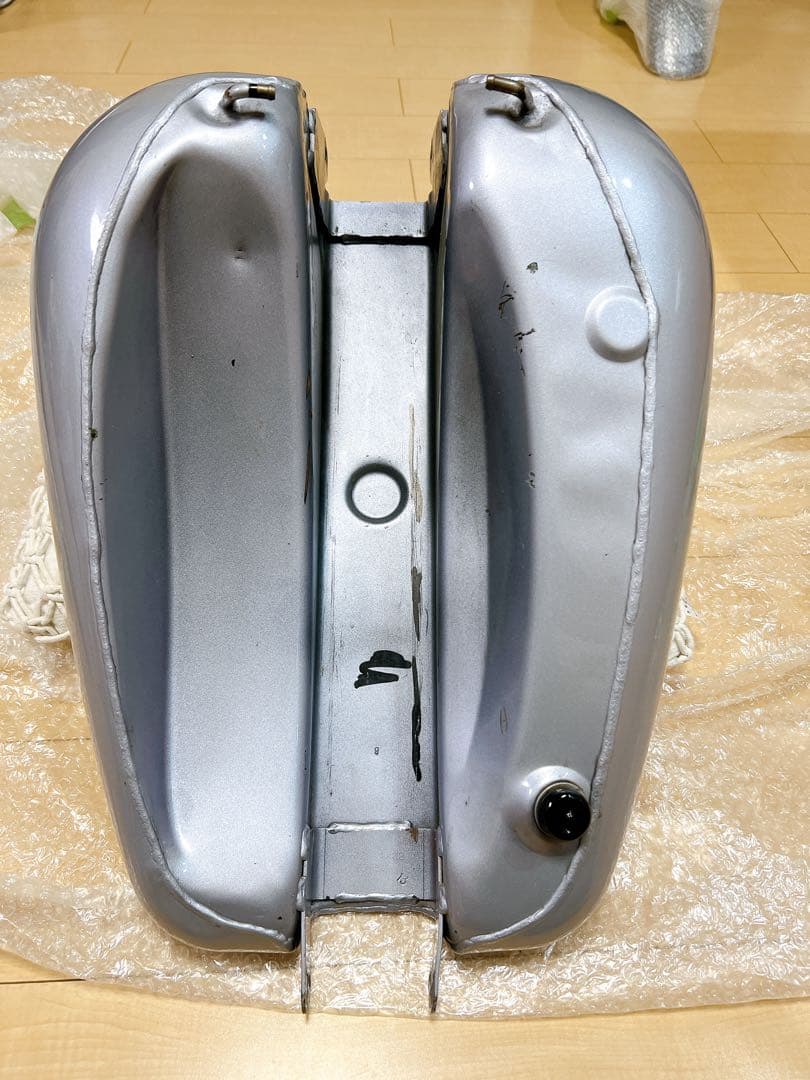 FXD ダイナ 純正タンク 〜03年 程度良好 FXDX