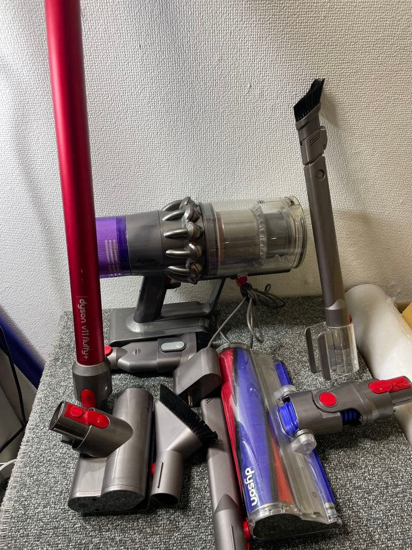 Tia❤︎'s shop 様の専門Dyson V11 (SV14) Fluffy