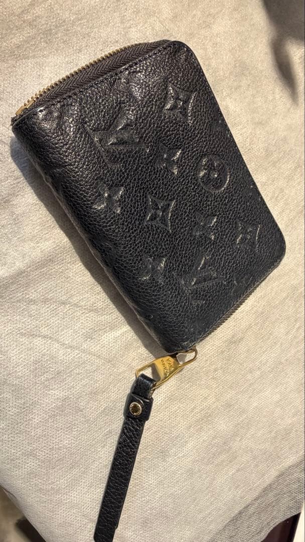 LOUISVUITTON 財布