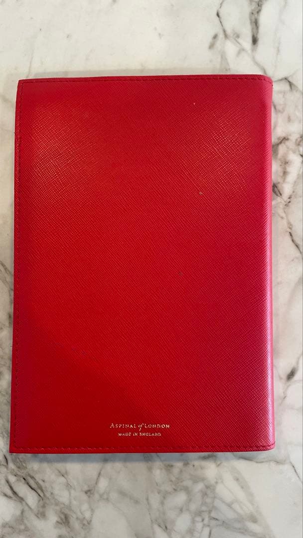 Chloé 赤 レザーカバー付き（取り外し可）ノート