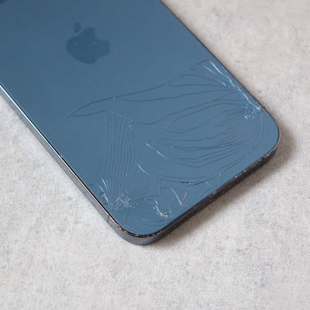 iPhone 12 Pro max グラファイト 128GB 背面割れ