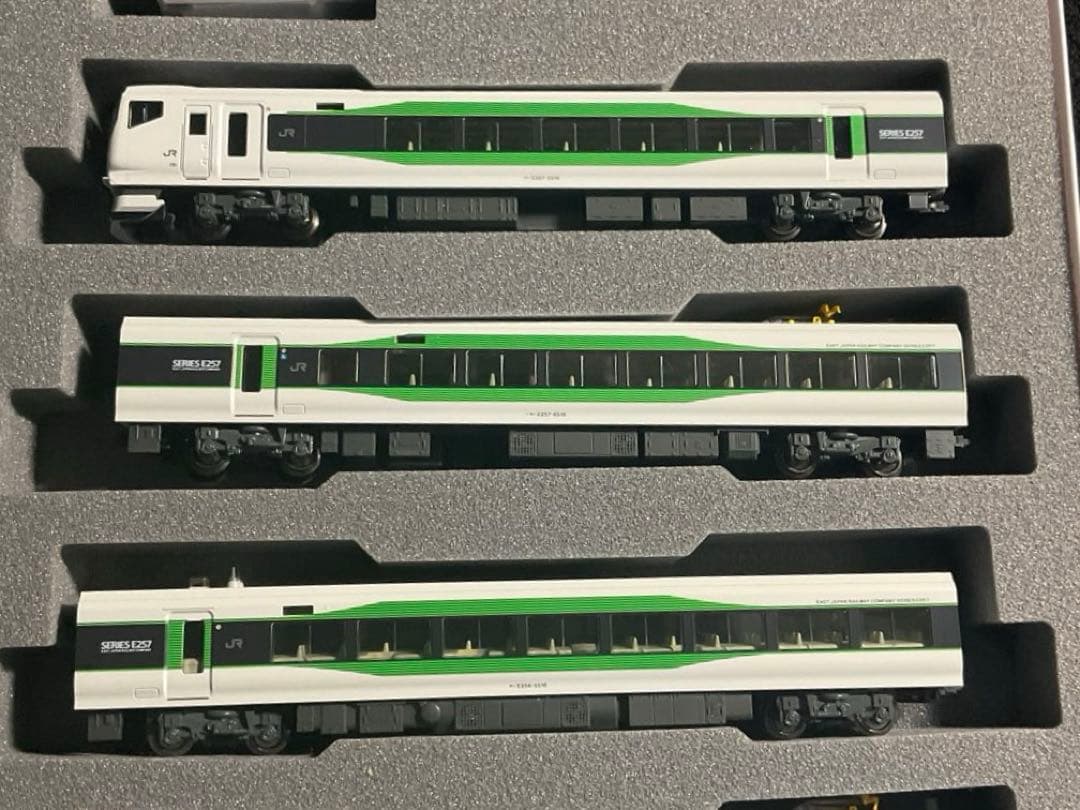 KATO 10-1884 E257系5500番台 草津・四万・あかぎ　室内灯付き