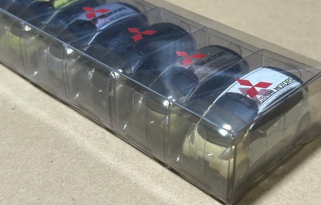 三菱自動車 ディーラー特注 1/64 三菱i カラーバリエーション8台セット