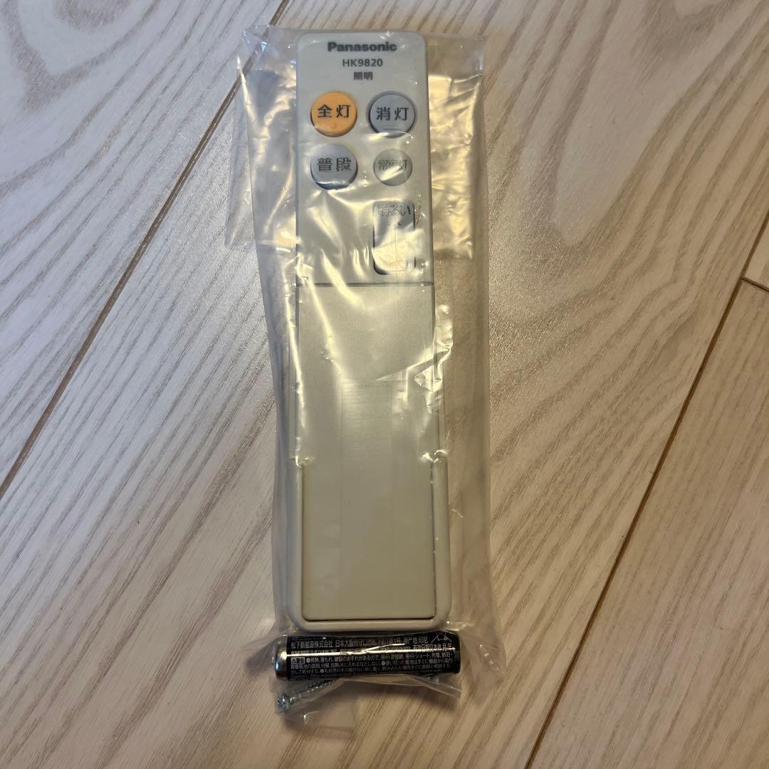 トマト　日本製美品　パナソニック LEDシーリングライト電球色 3台