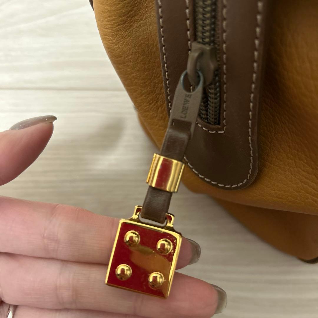 ロエベ　ハンドバッグ　アマソナ