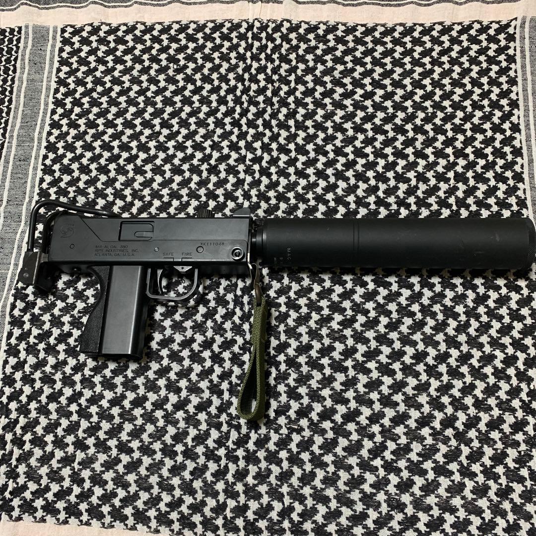 KSC M11A1 イングラム　サプレッサー&予備マガジン2本&ストラップ付