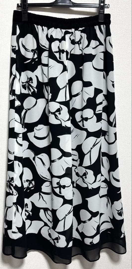 ♡2024年♡新品同様♡定価30800円♡エムズグレイシー♡黒白パンツ♡38♡