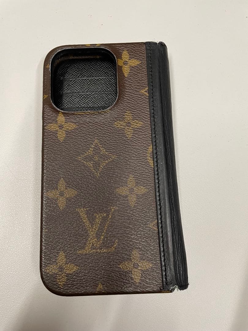 ルイヴィトン　iPhone15Pro モノグラム
