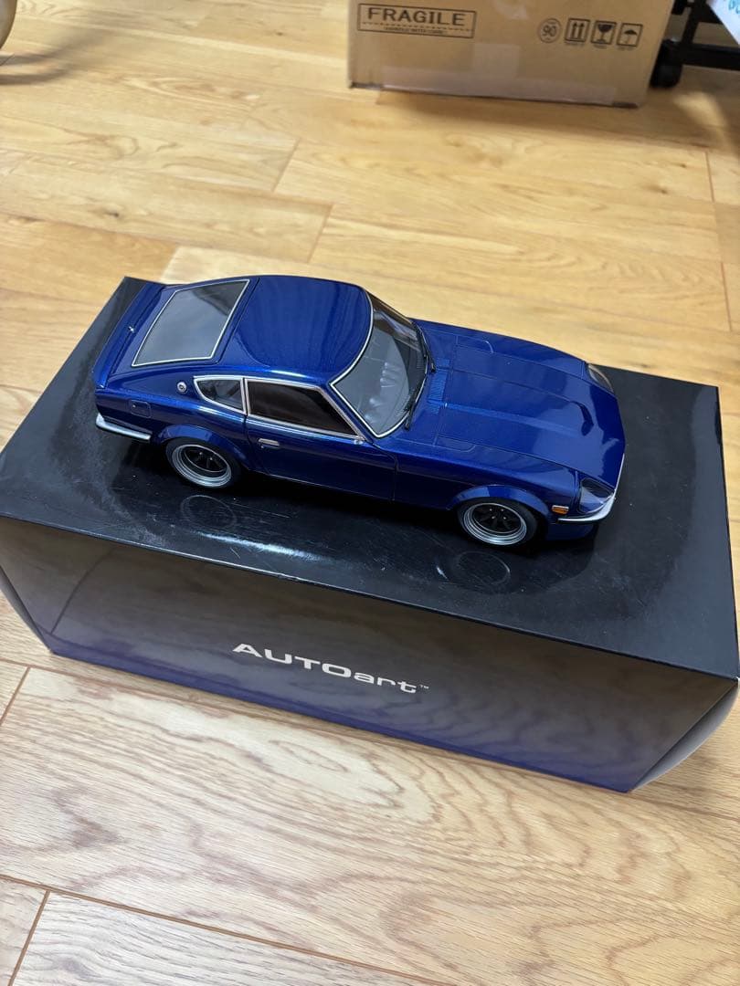 AUTOart 1/18 240Z 悪魔のＺS30Z 破損有 湾岸ミッドナイト