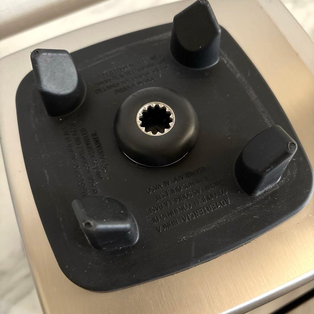 【正規品】Vitamix VM0111 2.0Lコンテナ付 高性能ブレンダー