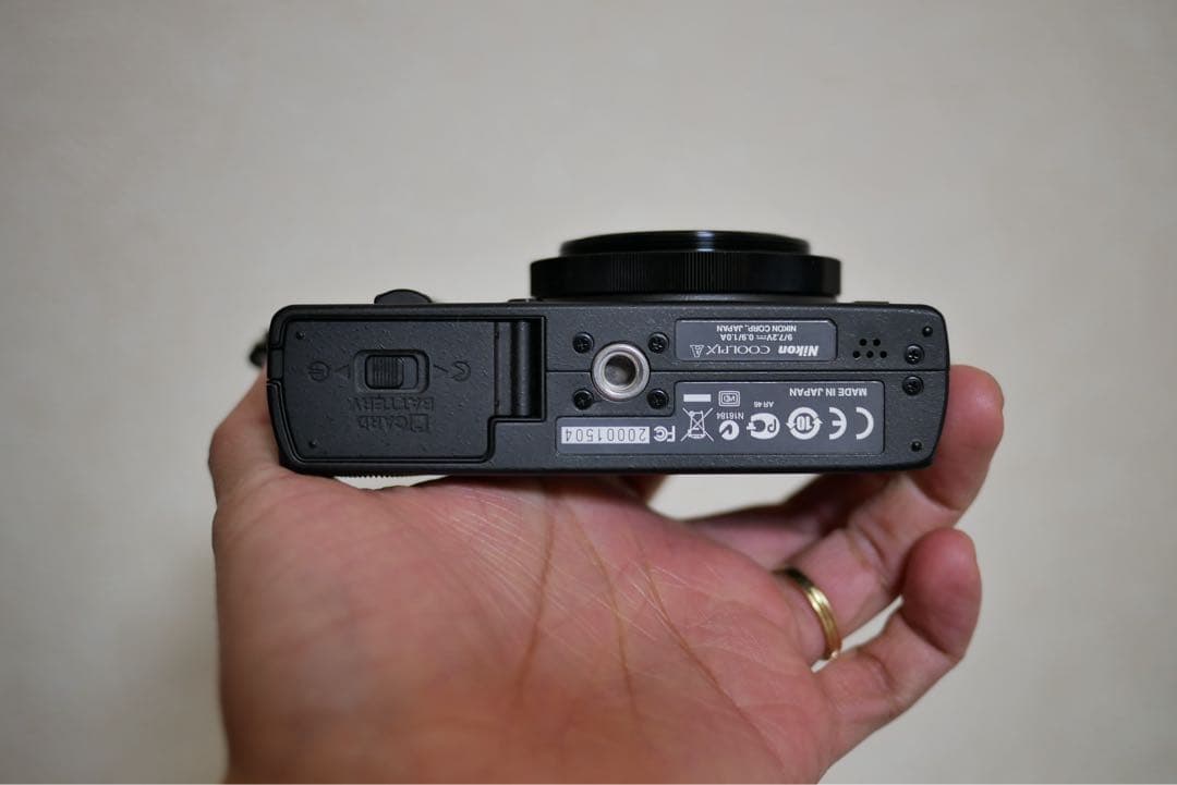 【極美品】NIKON COOLPIX A DX APS-C コンパクトカメラ