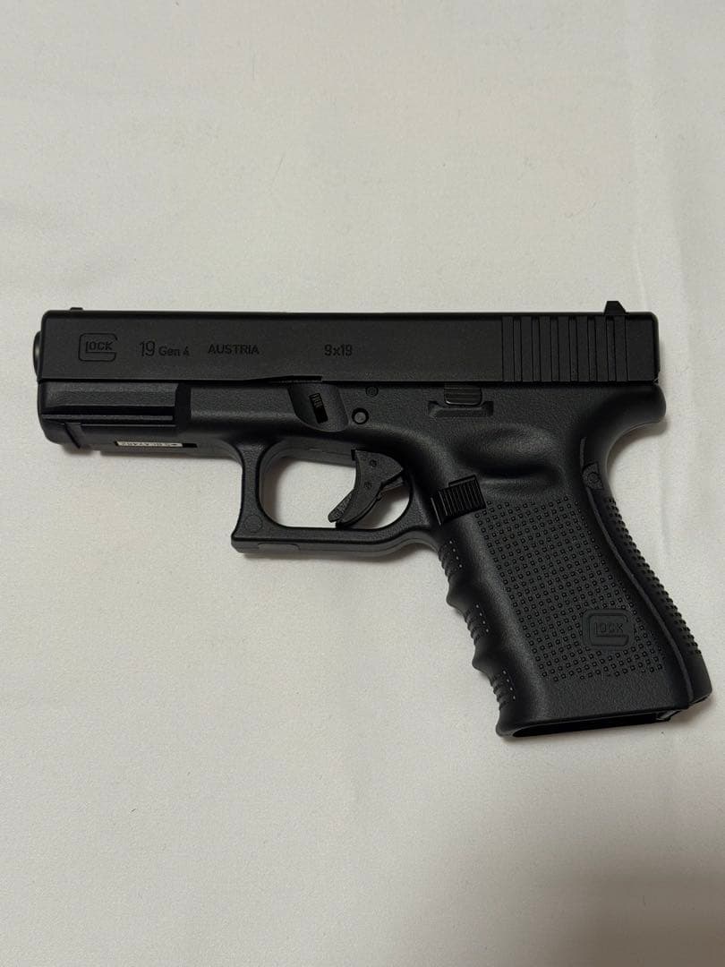 東京マルイ　Glock 19 Gen 4 ガスガン