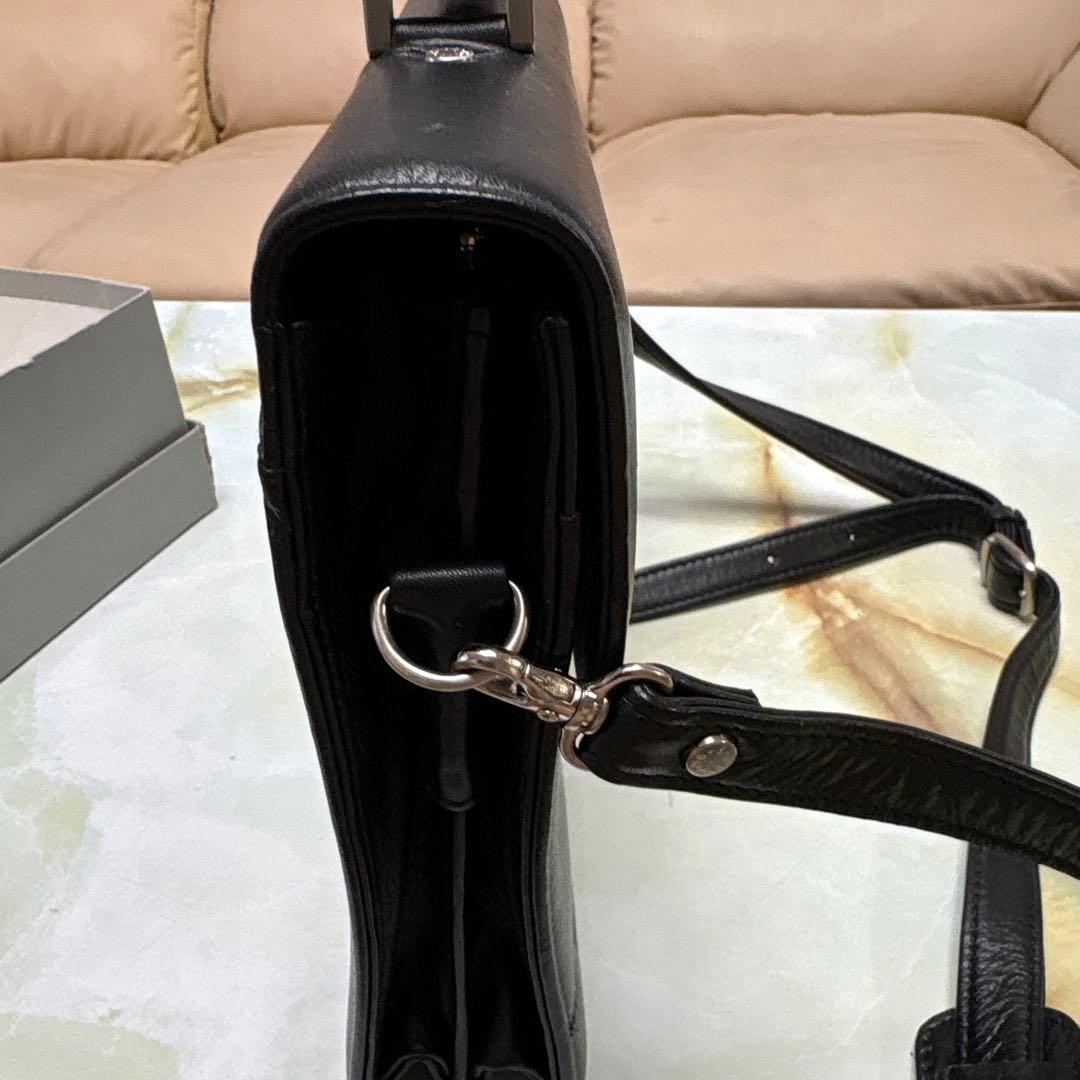 DAYS 黒 レザービジネスバッグ　未使用シワあり