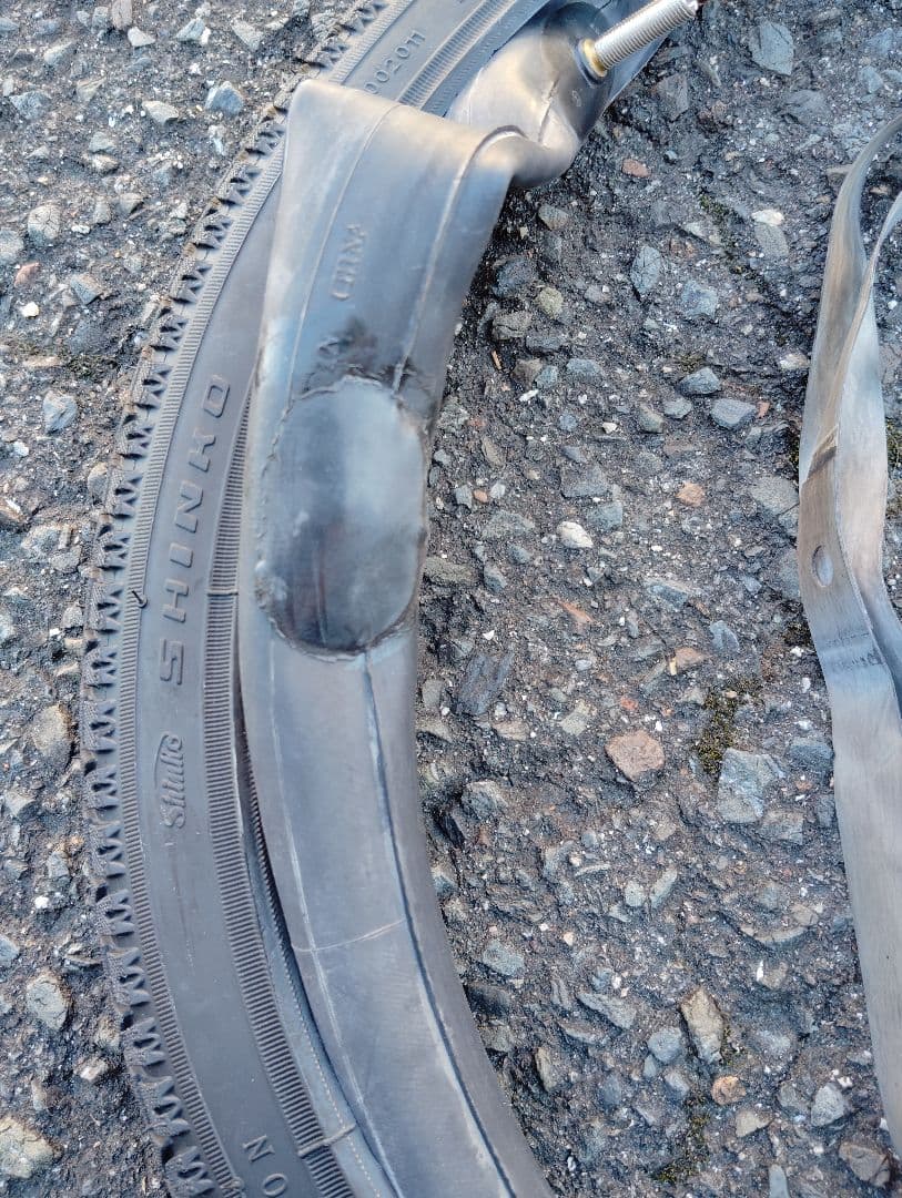 【引き取り限定・ジャンク扱い】中古ブラック電動アシスト自転車