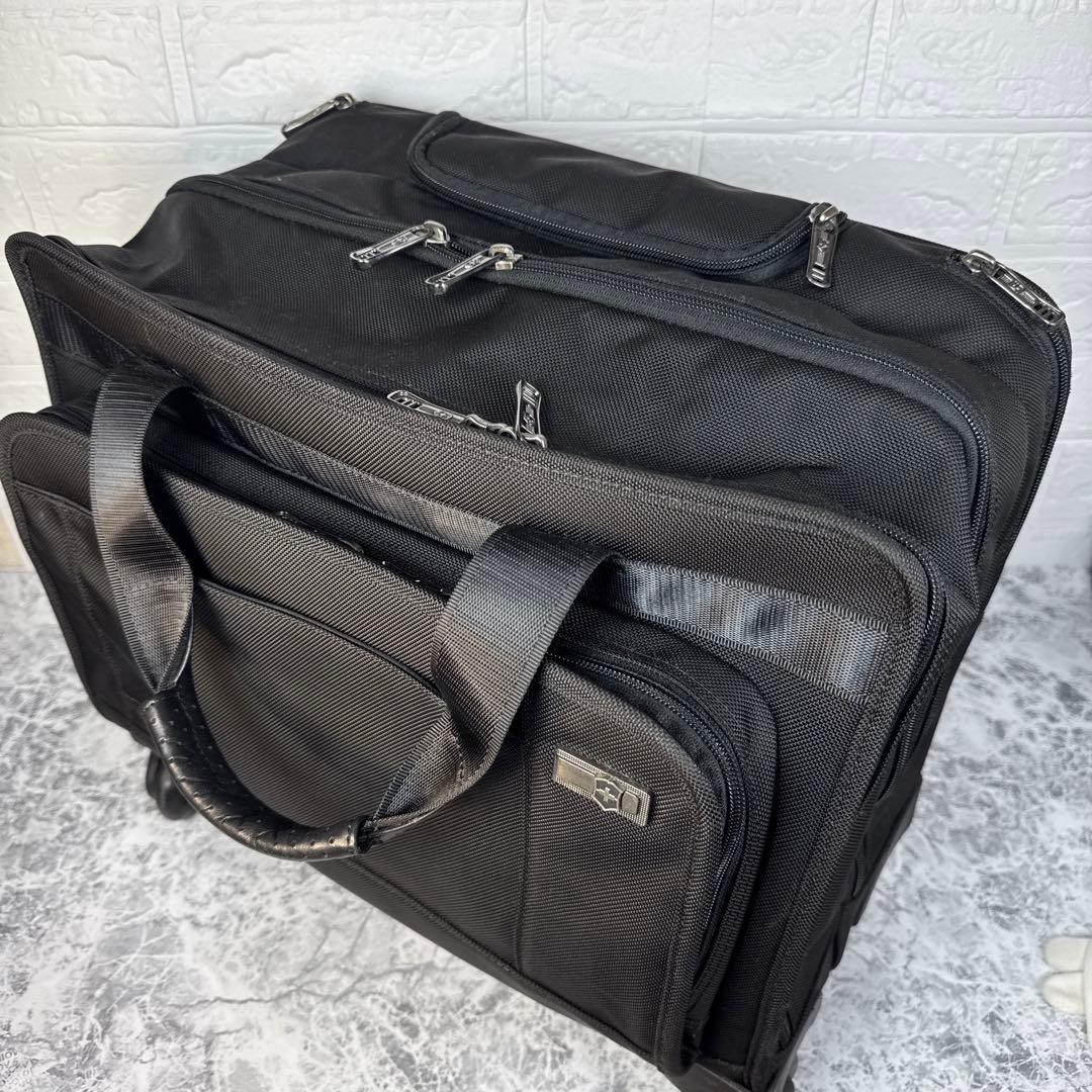 【良品】VICTORINOX ヴィクトリノックス キャリーケース 4輪 バッグ