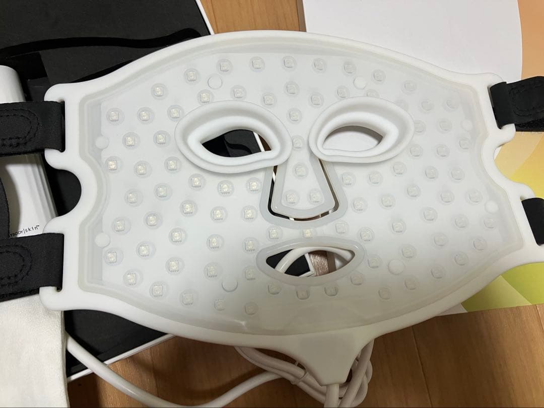 【美品】カレントボディ♡4in1LED マスク