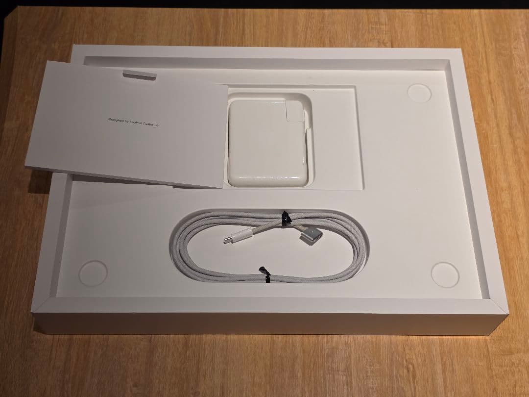 MacBook Pro 16インチ M2 MAX 96GB 2TB care付き