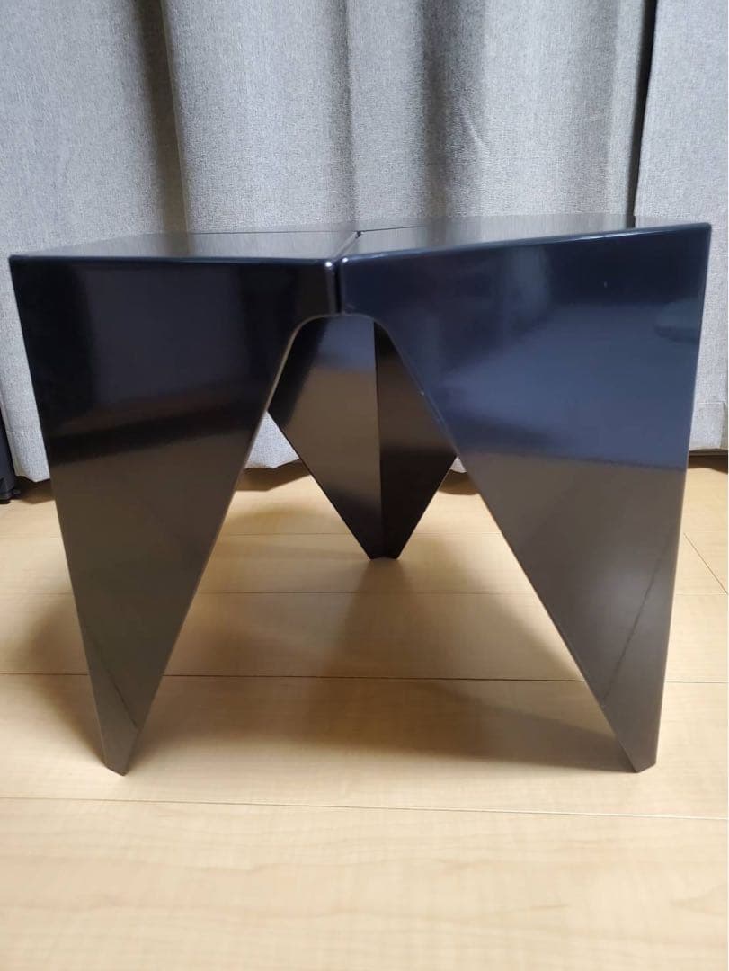 Vitra イサム・ノグチ プリズマティックテーブル