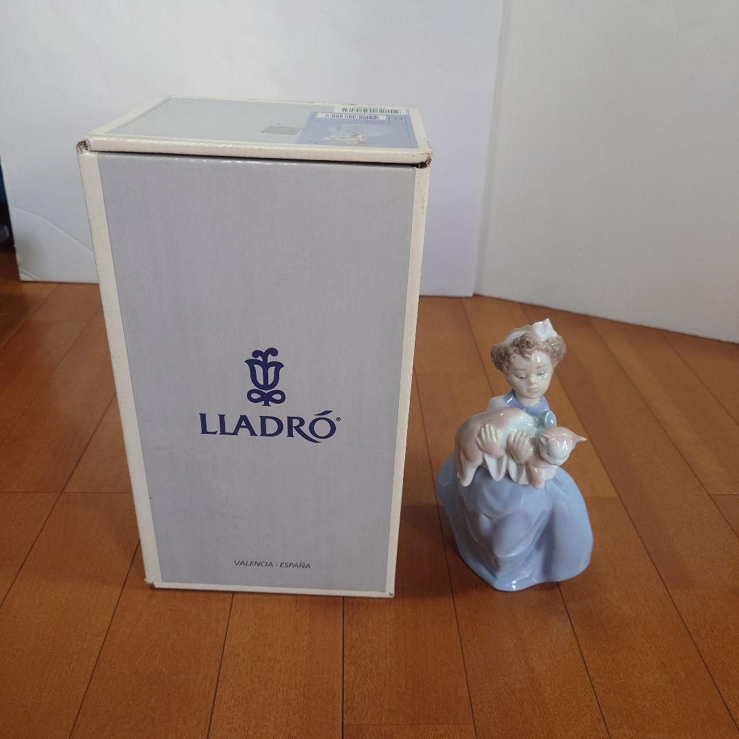 【No.6422 リヤドロ私の太った子猫/My Chubby Kitty　箱あり