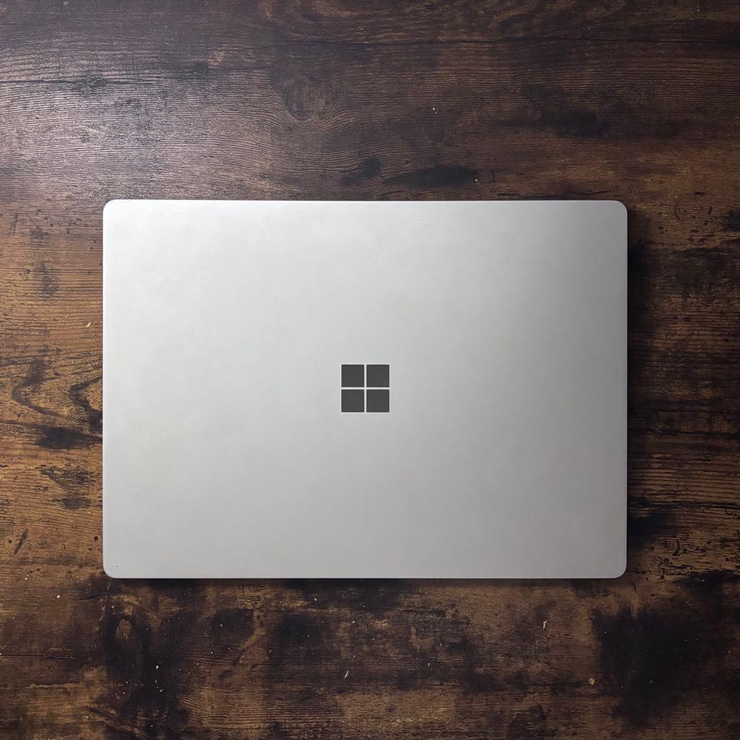 Microsoft Surface Laptop（箱付き）