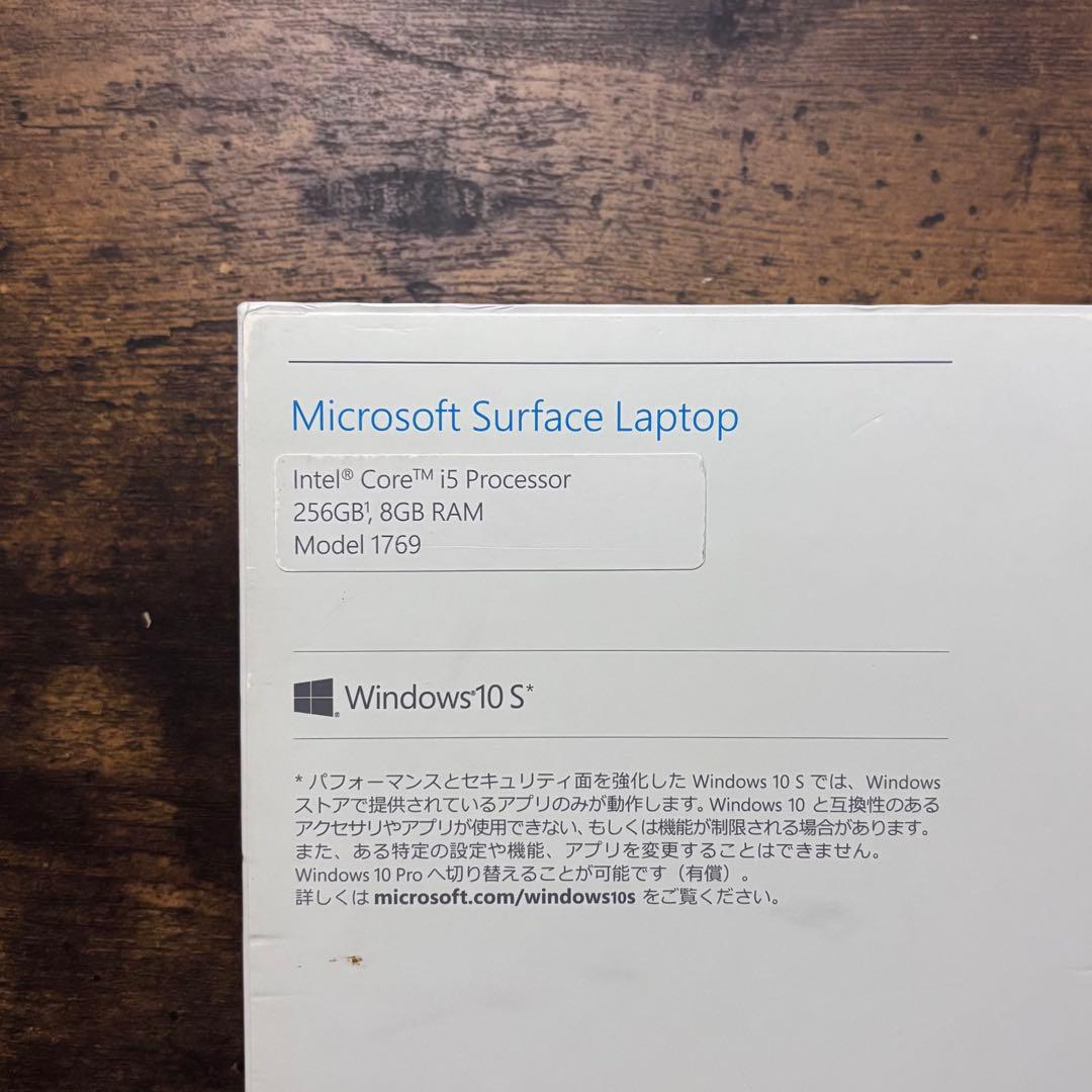Microsoft Surface Laptop（箱付き）